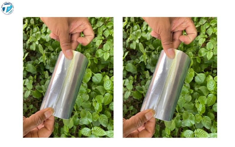 Decal nhôm xước có bề mặt được tạo vân xước đều và mịn